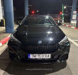 Mașina confiscată la vama Moravița este evaluată la 18.000 de euro Sursa foto: Polișia de Frontieră