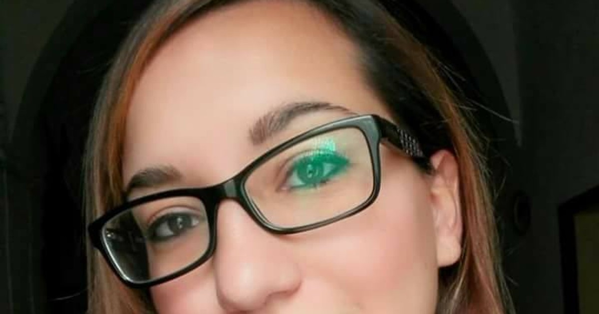 Nadya isi cauta parintii biologici