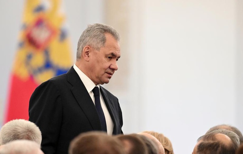Serghei Șoigu i-a spus omologului francez că se teme că Ucraina ar putea folosi „o bombă murdară” în război