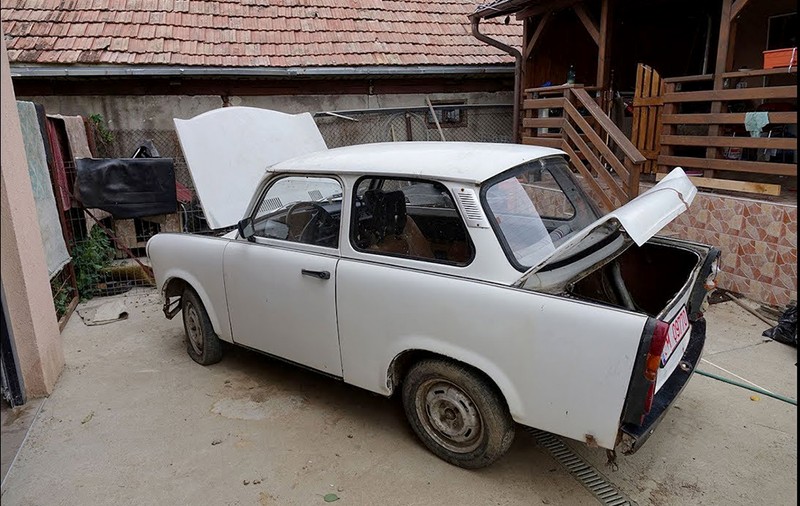 Trabantul e la mare căutare, în Hunedoara, dar nu între colecționari. Ce apel a primit Poliția Locală din Deva