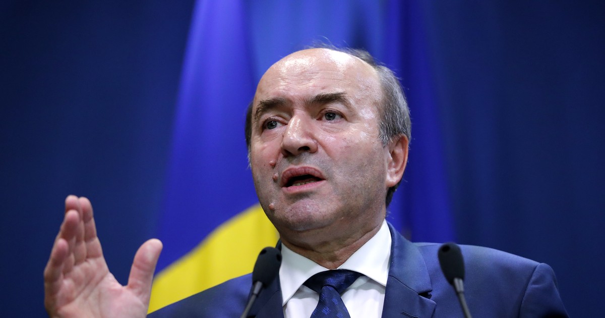 Tudorel Toader mesaj pe Facebook ”șters într-o oră”