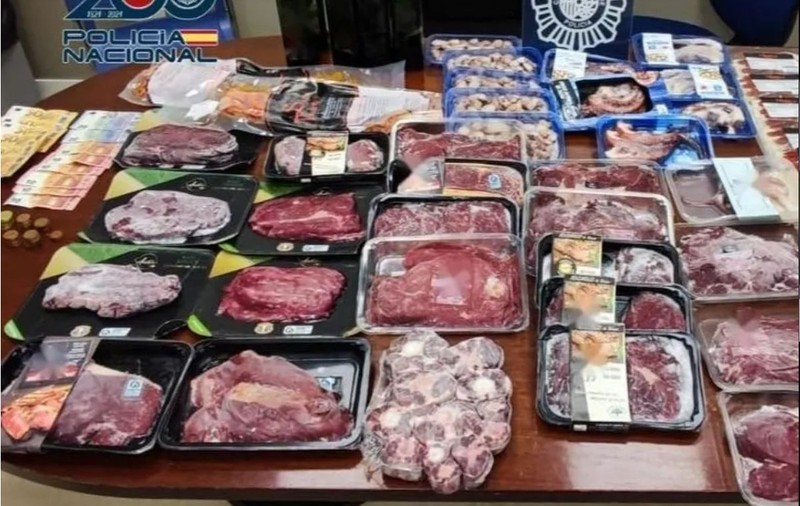 Un român din Spania a găsit metoda pentru a vinde produse de lux la prețuri mici, însă a fost arestat
