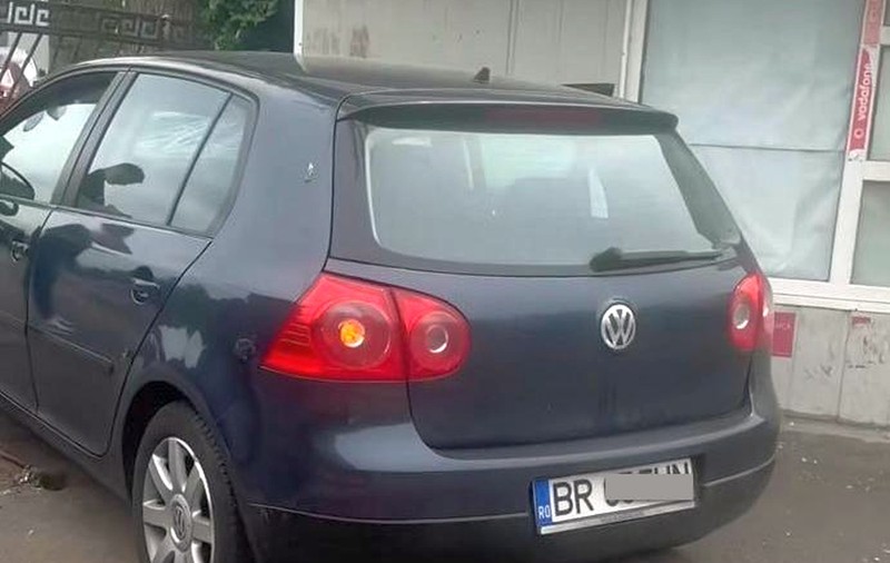Un șofer din Brăila a pierdut controlul mașinii și a lovit 3 adolescenți care mergeau pe trotuar