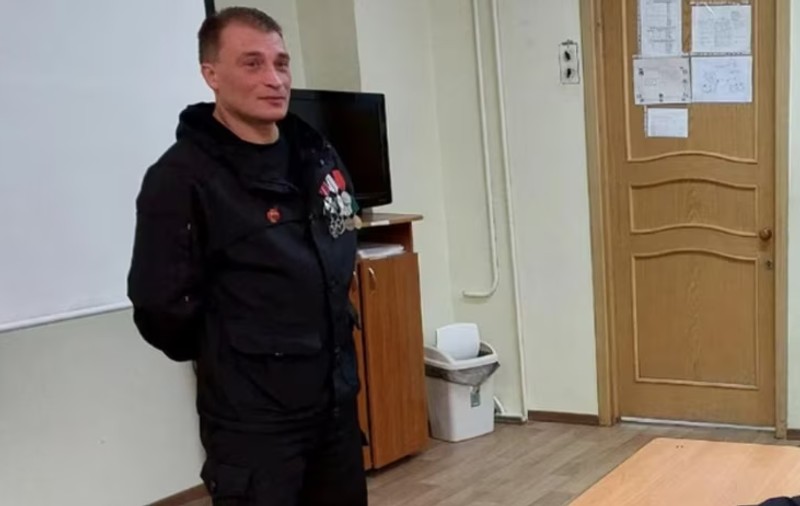 Mesajul unui recrutor pentru deținuții dintr-o colonie penitenciară rusă: „Ucideți și îmbogățiți-vă!”
