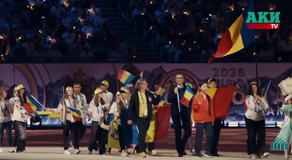 Victor Ponta, în delegația românească la deschiderea Jocurilor Olimpice ale Nomazilor, organizate la Bișkek Sursa foto: captură YouTube/ AKIpress news