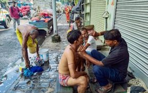 „STOP! Nu ieșiți, că vin leii!” » Mutu a povestit ce a trăit ca jucător în India: „Când am văzut, am spus: nu pot să mănânc așa ceva în viața mea!”