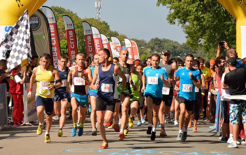 Dăm startul libertății de mișcare în natură la Bucharest FOX TRAIL Half Marathon - 28 august 2016, Pădurea Băneasa! 32 de curse pe trasee variate și multe surprize la cea a 4-a ediție a crosului / GALERIE FOTO