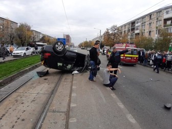 Poliția și ambulanța au venit la fața locului