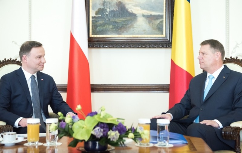 Klaus Iohannis, mesaj de condoleanţe pentru preşedintele Poloniei, în urma morţii primarului din Gdańsk