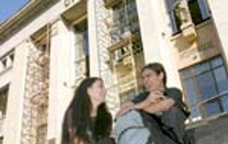 Cat va costa un an de facultate