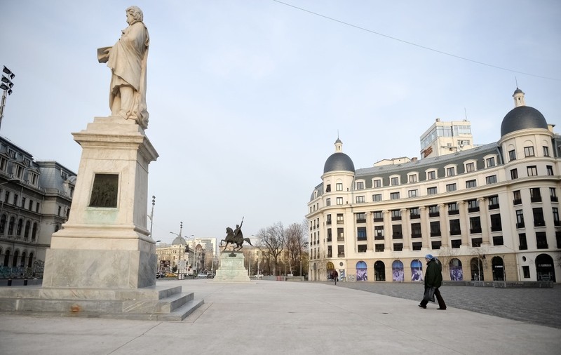 Stema Bucureştiului va fi schimbată pentru că reprezentarea Sfântului Dimitrie este considerată greșită