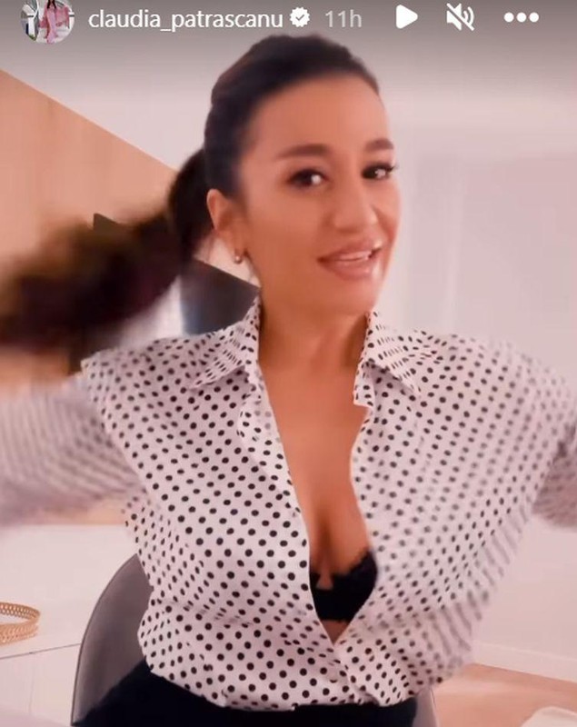 Claudia Pătrășcanu, accident vestimentar: „Sper că n-ați văzut nimic”. Artista s-a rușinat când și-a dat seama de gafă