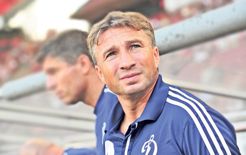«Bursucul", spre Chelsea | Englezii îl văd pe Dan Petrescu drept un posibil înlocuitor al lui Rafael Benitez