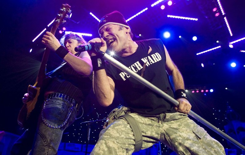 De ce a făcut cancer solistul trupei Iron Maiden? Bruce Dickinson a recunoscut asta