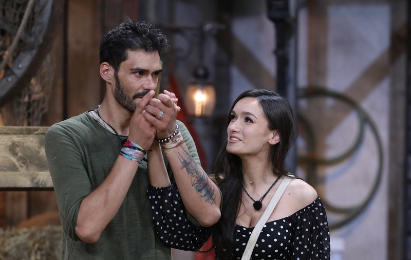 George Burcea a dat detalii din relația cu Viviana, însă nu se grăbește să facă planuri. Ce spune despre mama fetițelor lui. “Vorbim după 1 an”