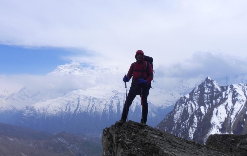 EXCLUSIV/ Românul care a ajuns primul pe „Acoperișul lumii”. Secretele vieții la înălțime cu Ticu Lăcătușu, cel mai cunoscut alpinist român