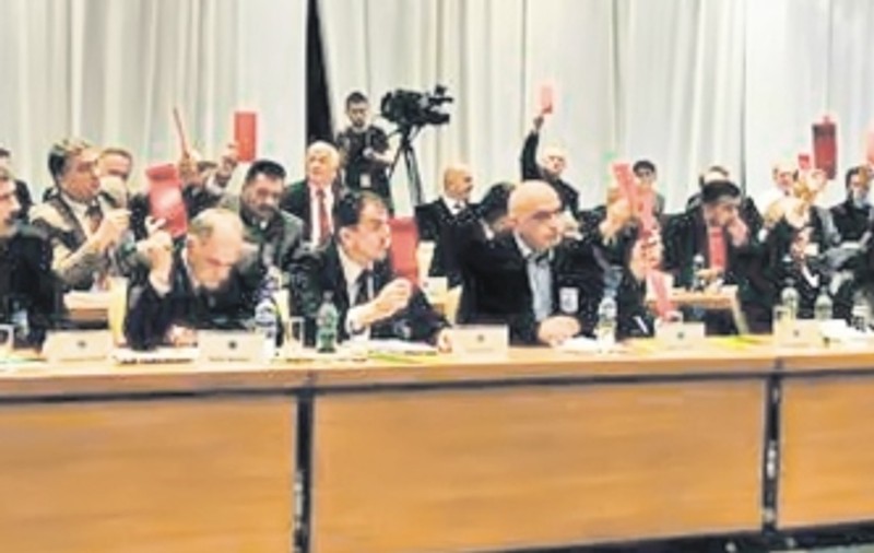 Bosnia a respins statutul impus de FIFA