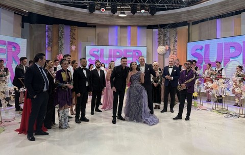 Program TV de Paște 2026 la Antena Stars. Valentin Sanfira și familia Clejanilor, printre numele care apar pe post