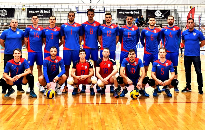 Steaua încheie anul 2016 pe primul loc, la setaveraj. Derby de tradiție la fete, luni, la Bacău