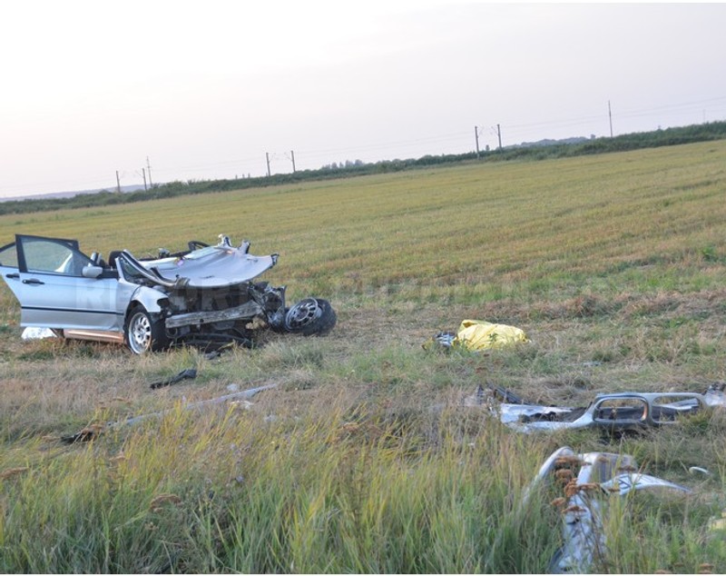 UPDATE: Mamă și fiu, uciși într-un accident înfiorător în județul Buzău. Șoferul vinovat era băut