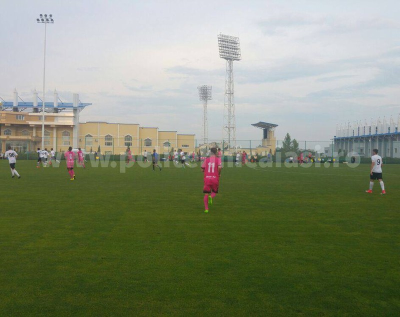 Dinamo se recuperează în ghivece, ieșenii în butoaie de murături! Egal pentru CSM Poli Iași în primul amical din Republica Moldova | FOTO&VIDEO