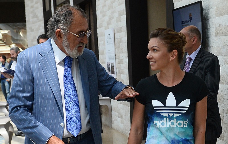 Corneliu Vadim Tudor i-a calomniat în ultimul său text pe Ion Țiriac și pe Simona Halep. ^Ciprian Marica deplânge dispariția ”unui mare patriot”