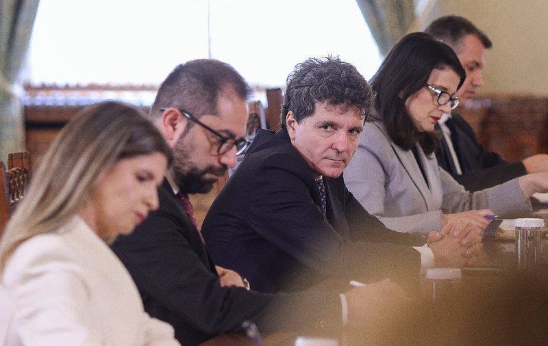 PSD a decis în unanimitate să-l susțină pe Sorin Grindeanu pentru funcția de premier. PNL, USR și UDMR anunță că vor propune un alt prim-ministru