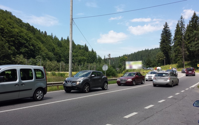 UPDATE | SE CIRCULĂ DIN NOU BARĂ LA BARĂ, PE DN1! Turiştii se întorc acasă, de la munte