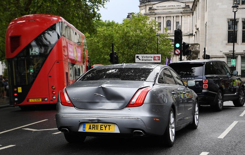 Premierul britanic Boris Johnson, implicat într-un accident de circulație