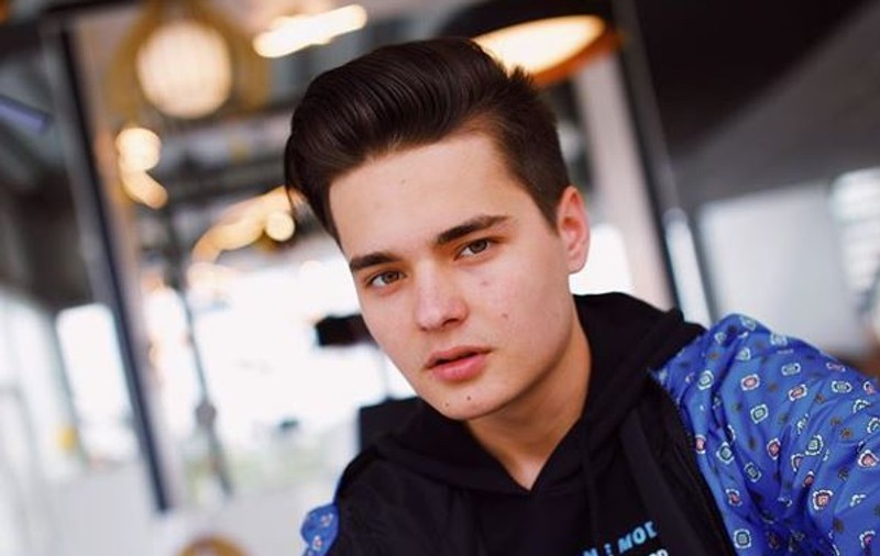 Scandalul vloggerilor celebri a luat sfârșit. Selly și Andra Gogan s-au împăcat după o bătaie, înjurături și filmulețe porno trucate