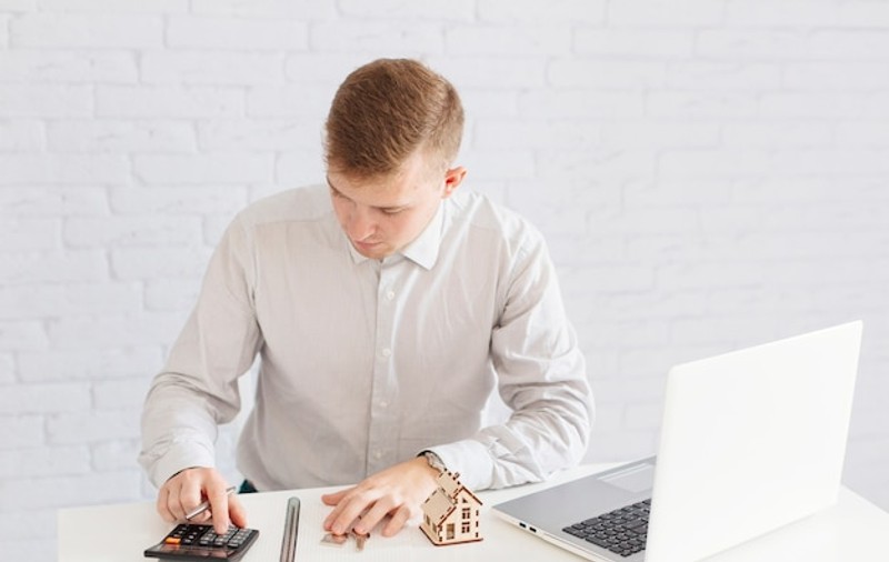 Cum să calculezi bugetul pentru achiziția casei și să determini capacitatea de îndatorare