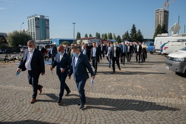 Delegații PNL sosesc la Romexpo