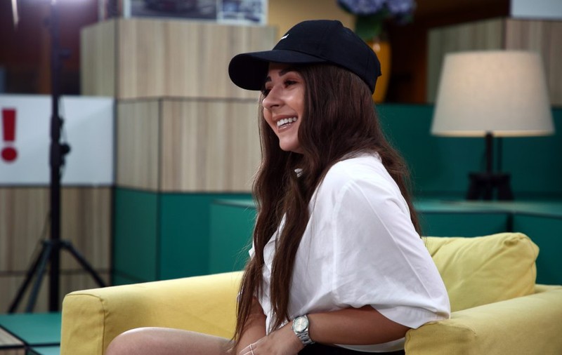 Nicole Cherry a vrut să fie sexy, dar a fost dur criticată. “Fițele tale strică tot“