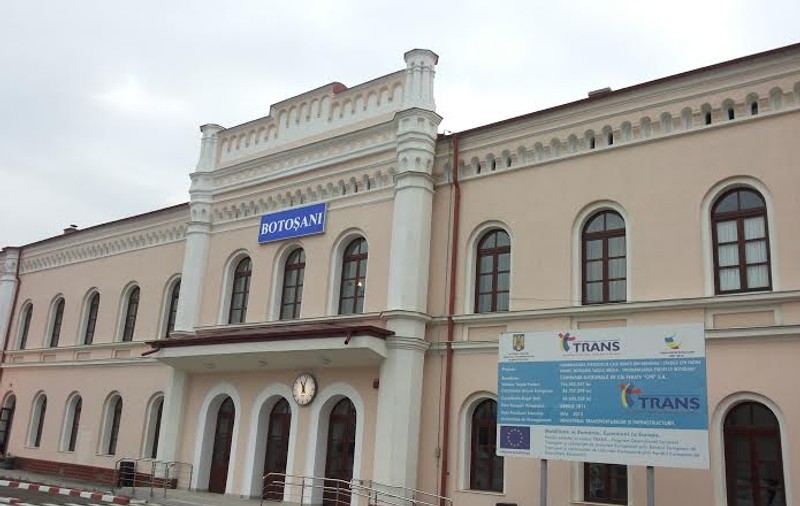 Gara din Botoşani a fost deschisă, după finalizarea lucrărilor începute în 2011