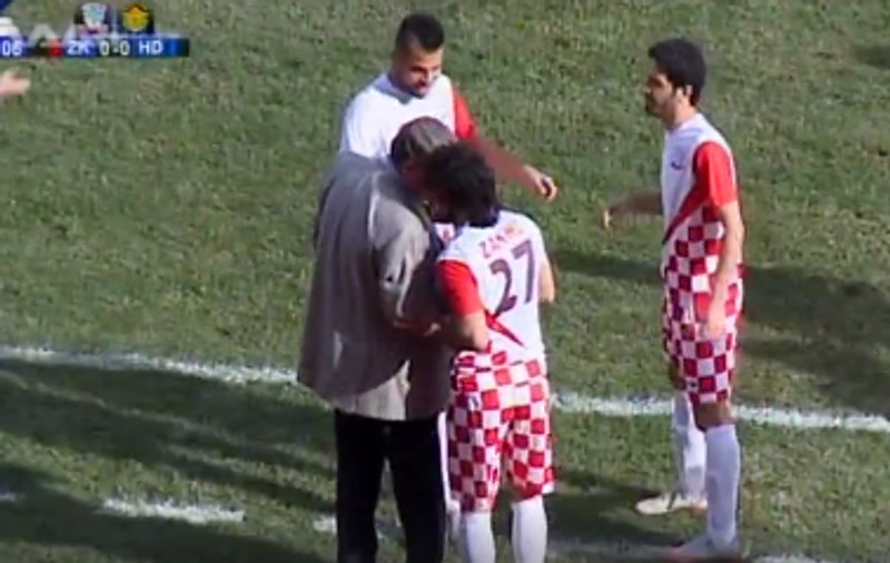 Ion Marin e rege în Irak! Un jucător de la Al-Zakho l-a pupat!