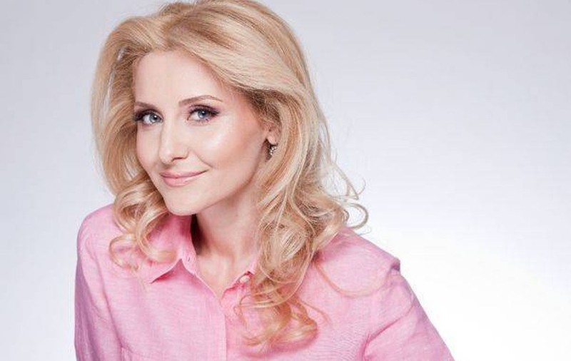 O DULCEAŢĂ de FETIŢĂ! ALINA SORESCU are o MINUNĂŢIE de COPIL! | FOTO