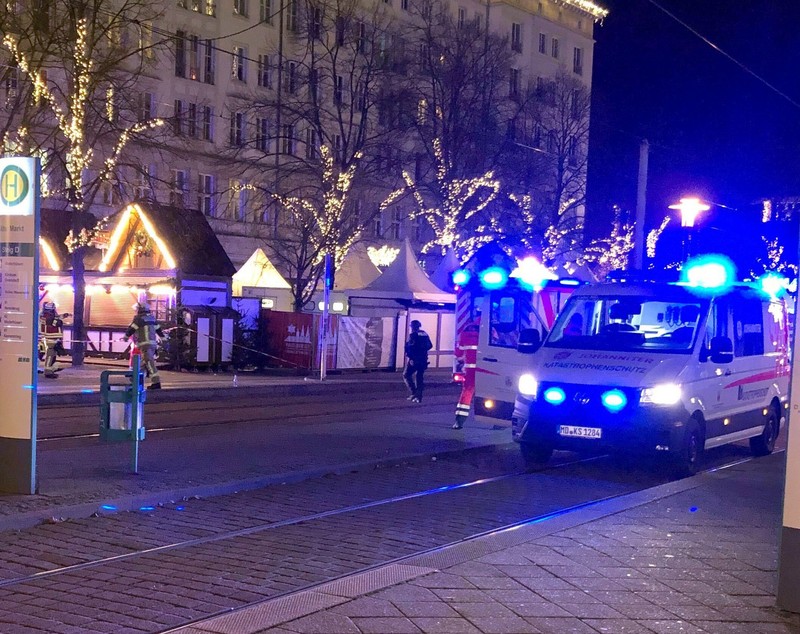 3 minute a durat cursa nebună prin mulțimea de la târgul de Crăciun din Magdeburg. Cum arată BMW-ul care a ucis 5 oameni și a rănit peste 200