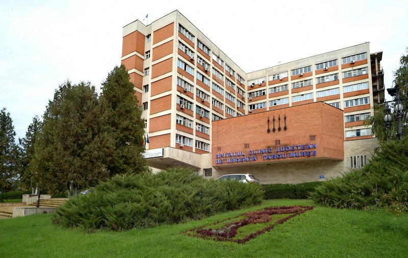 Șase focare de COVID, depistate în cel mai important spital din județul Mureș. Peste 40 de persoane au fost infectate