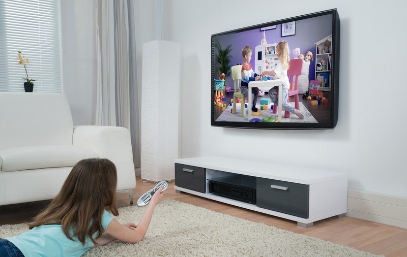 INVESTIGAȚIE. Ținta: copiii. Insistența unui telespectator a determinat CNA să retragă o reclamă TV care folosea copii și se adresa direct lor pentru promovarea unui supliment alimentar
