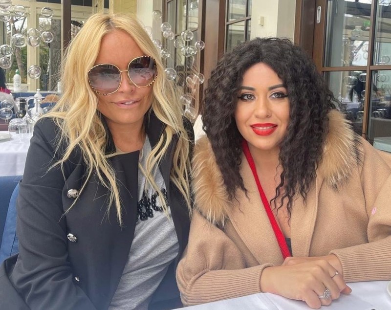 Vica Blochina continuă scandalul cu Oana Roman, care i-a fost prietenă: „Mă amenință cu judecata și tot nu vine nicio hârtie”