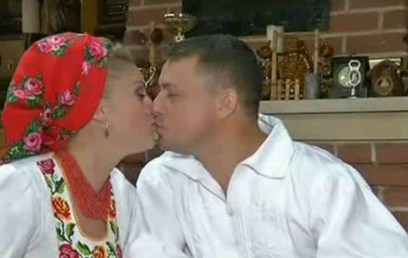 Câți bani au dat Traian Băsescu și Elena Udrea ca dar la nunta anului în România