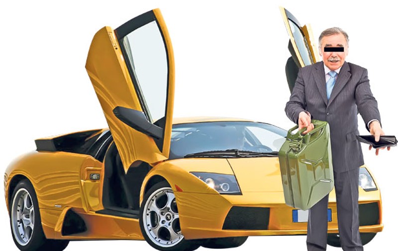 Atenţie la escrocii moderni! Cer bani din Lamborghini şi se dau drept străini jefuiţi
