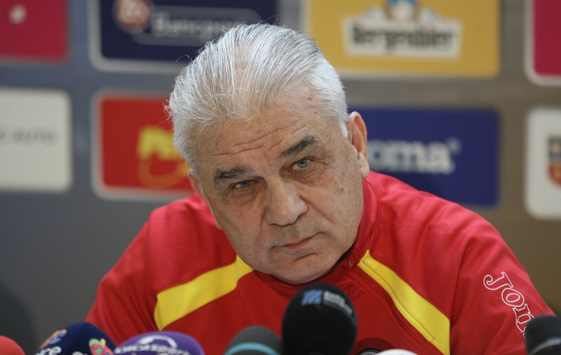 Iordănescu, făcut praf de un jucător de națională: ”Dacă faci un 0-0 chinuit, e OK pentru el!”
