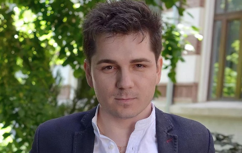 "Este vorba de favoritisme, în ultimă instanță", susține profesorul Luigi Bambulea  despre directoarea Colegiului Goethe
