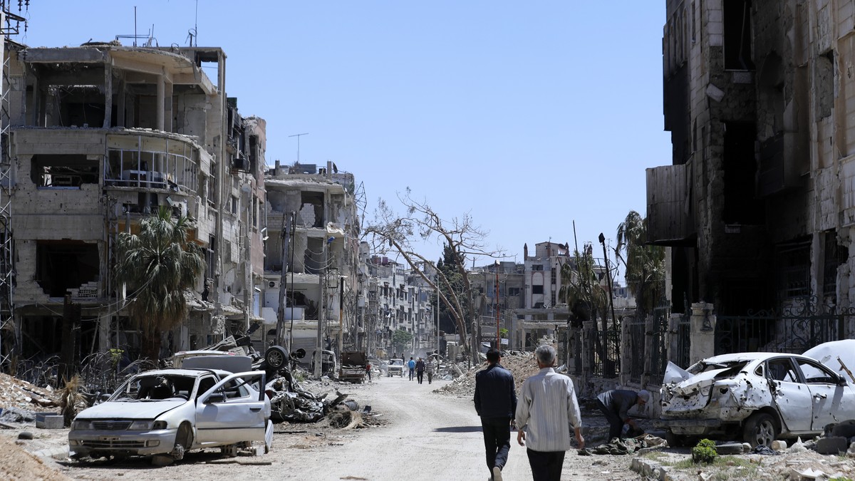 Inspectorii OIAC vor intra astăzi în Douma. Imagini din Douma