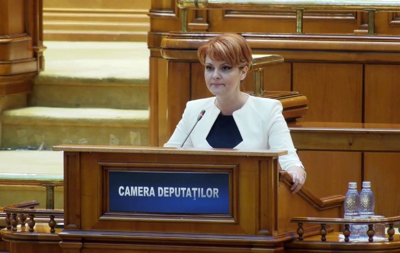 UPDATE | Parlamentul a eliminat supraacciza la combustibil şi suprataxarea contractelor part-time