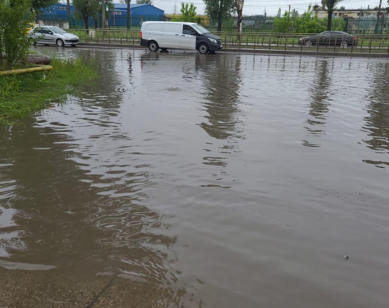 România, sub amenințarea inundațiilor în următoarele zile: Primăriile din București au fost avertizate, întâlnire de urgență la Ministerul Mediului