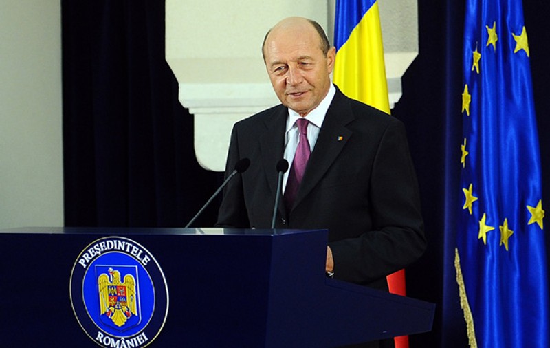 Băsescu: Am DECLANŞAT procedura pentru un nou REFERENDUM