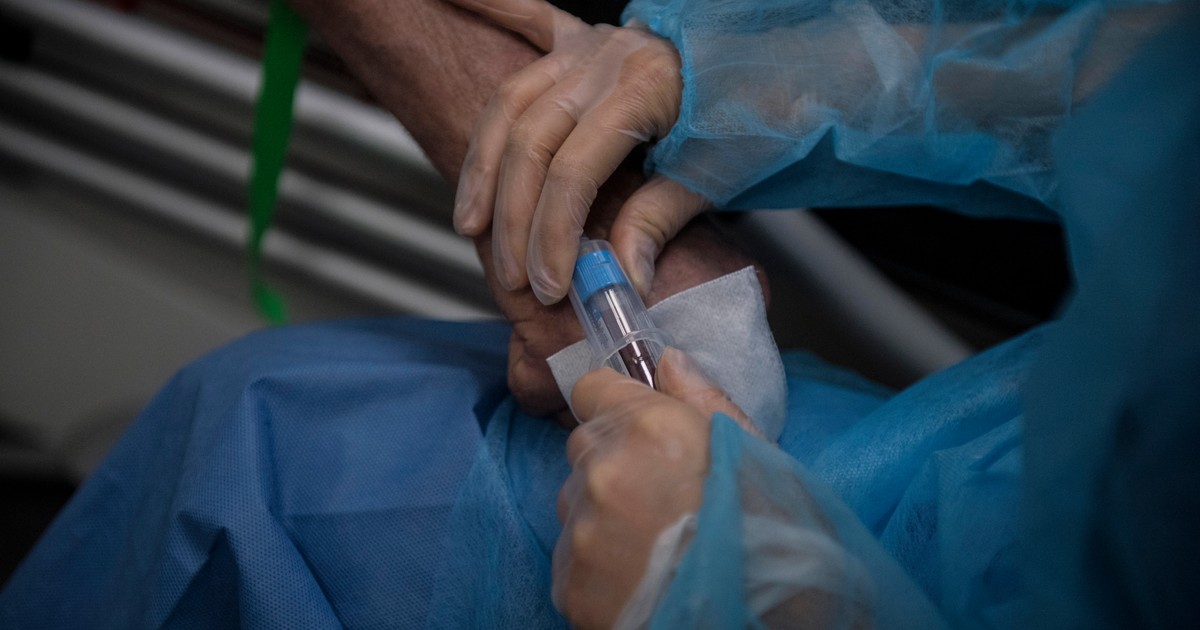 Un pacient cu coronavirus credea că s-a recuperat, dar doctorii i-au descoperit cheaguri de sânge în plămâni. Aceasta este o altă posibilă complicație fatală a virusului
