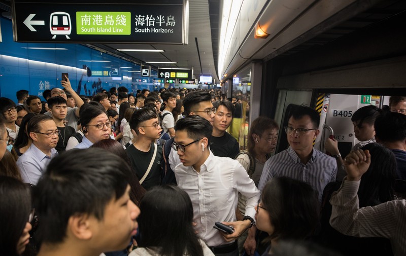 MAE, atenționare de călătorie pentru China. Proteste în Hong Kong în perioada iulie-august
